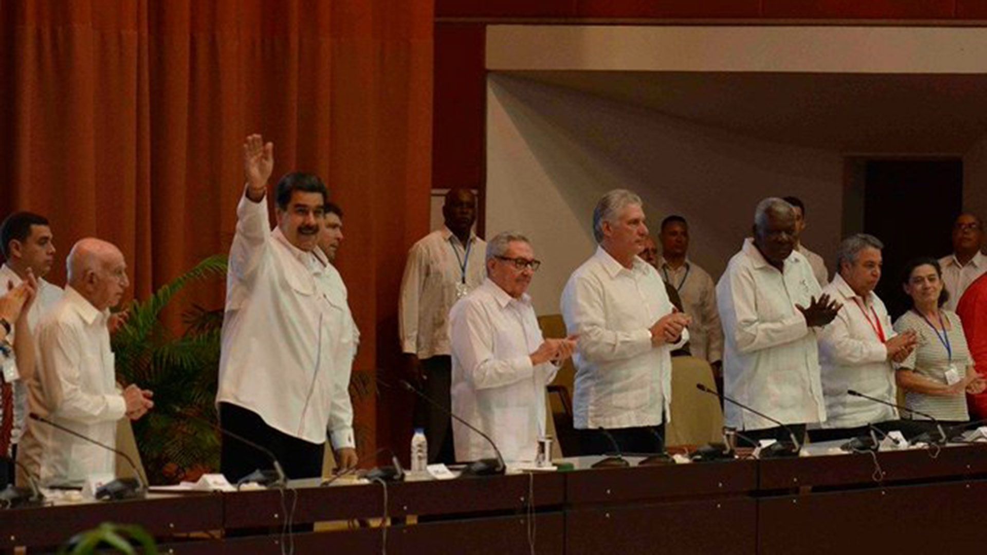 Nicolás Maduro, Raúl Castro y Miguel Díaz-Canel en La Habana este domingo 3 de noviembre de 2019