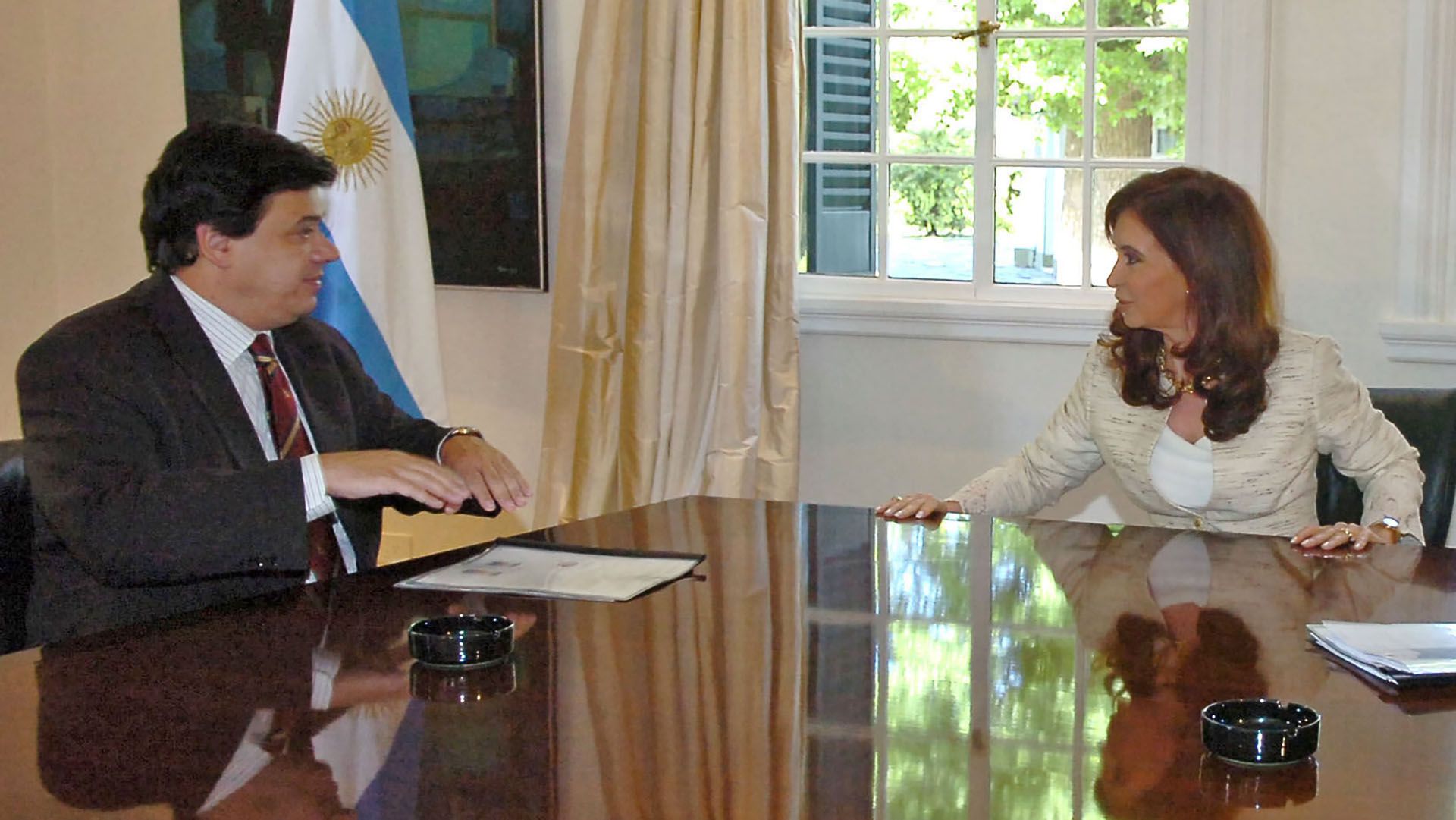 Cristina Fernández de Kirchner y Claudio Moroni, cuando era titular de la AFIP