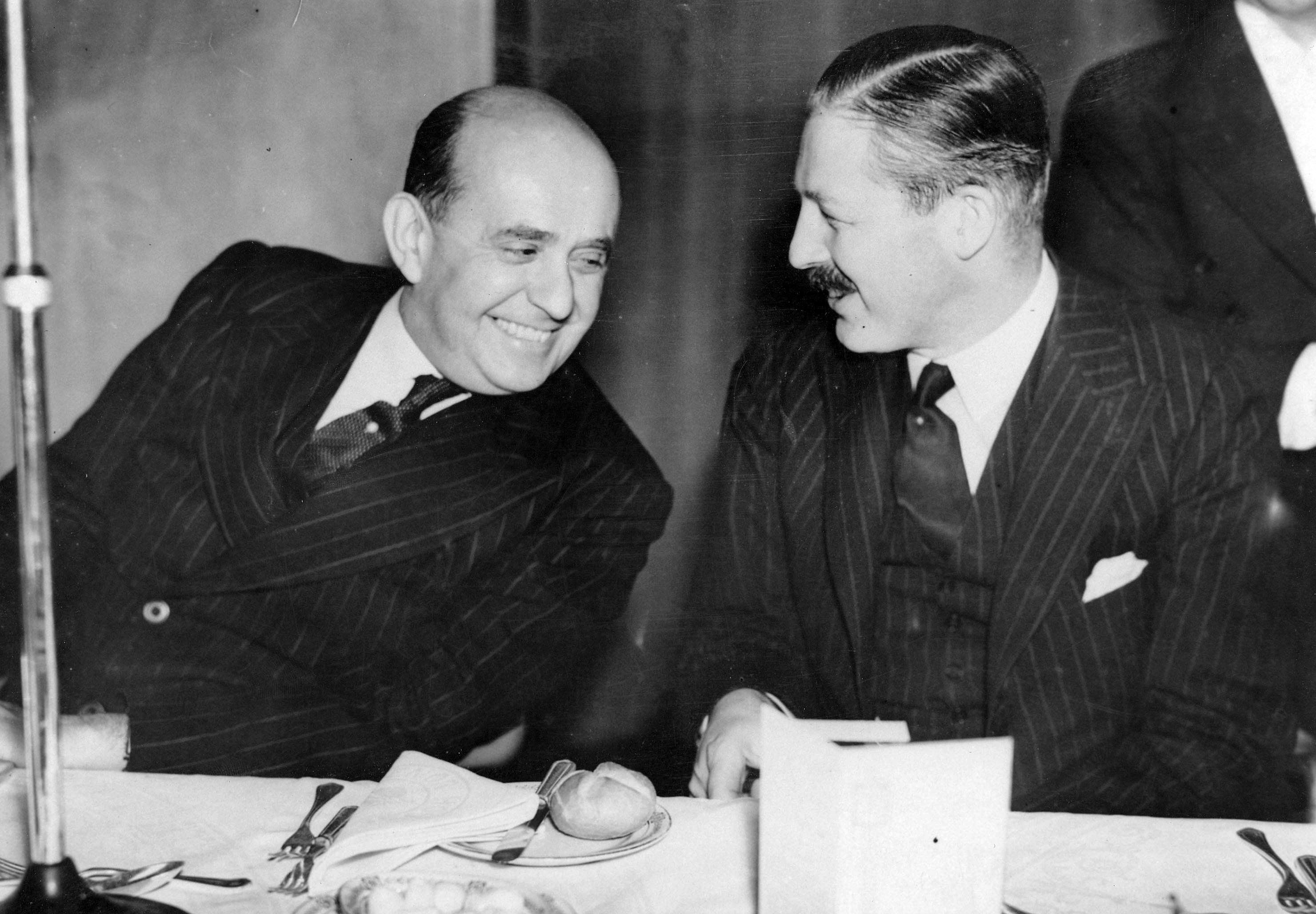 Jan Masaryk con el británico Harold Macmillan (Shutterstock)