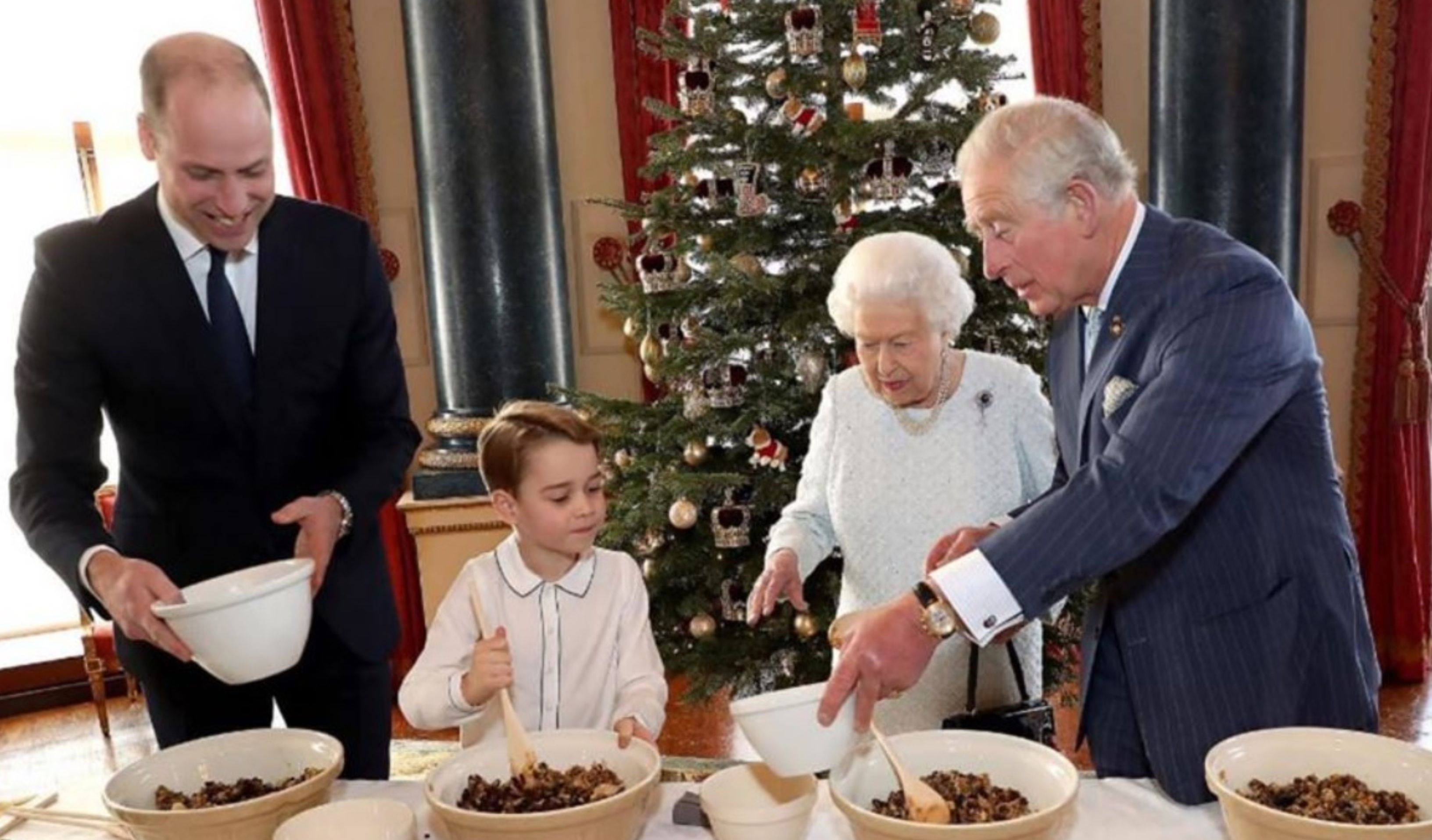 La reina Isabel II reunió a todos sus herederos para hacer una de las tradiciones de navidad. (Fotografia, Instagram: @theroyalfamily)