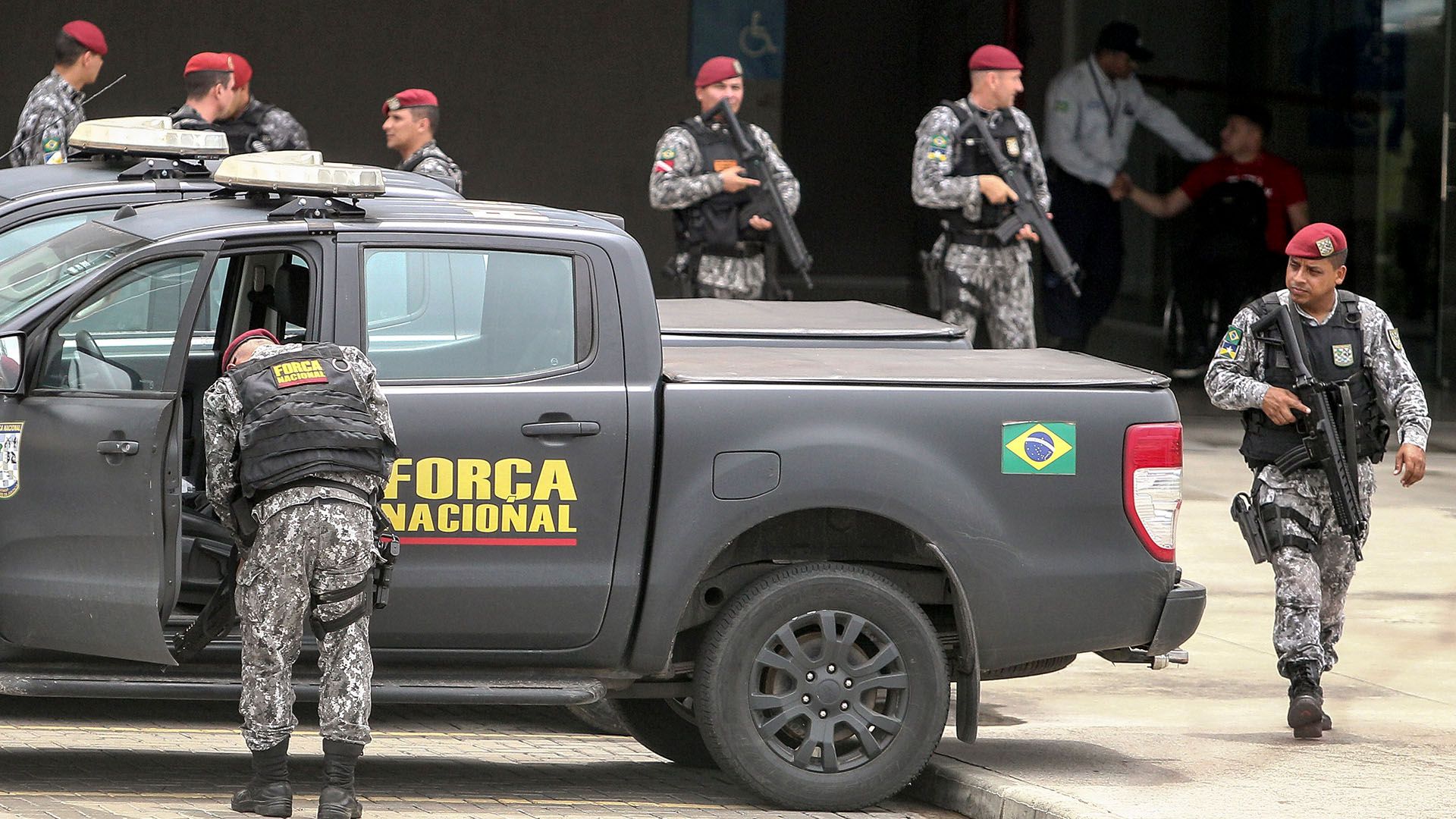Tropas de la Fuerza Nacional llegaron a la ciudad de Fortaleza, en el estado Ceará (Brasil) (EFE/ Jarbas Oliveira)