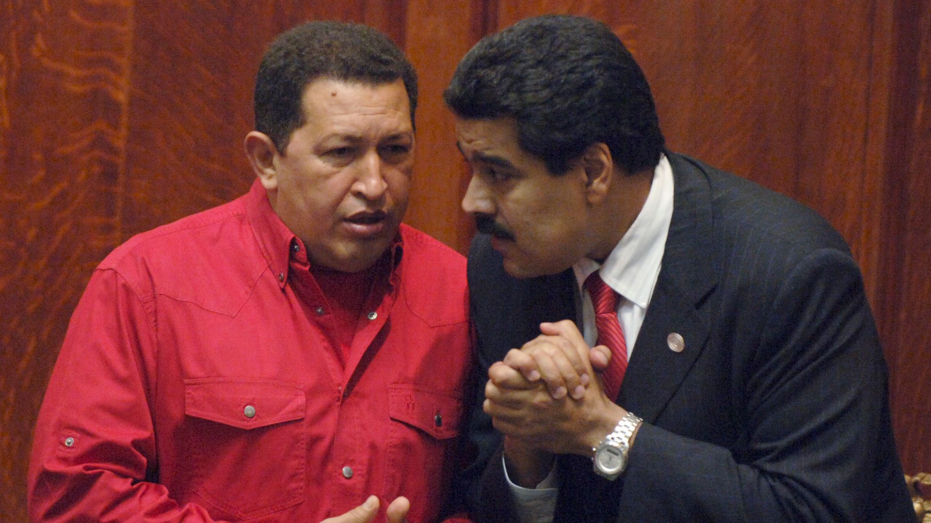 Hugo Chávez y Nicolas Maduro