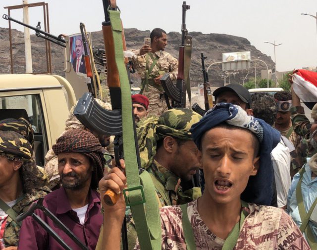 Arabia Saudita: los rebeldes hutíes dicen haber capturado a un “gran número” de militares saudíes y yemeníes