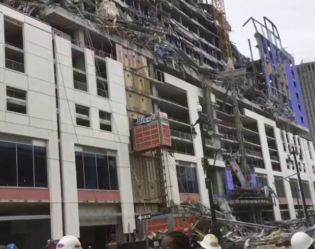 El impactante momento en que un hotel en construcción colapsa en Nueva Orleans, EEUU