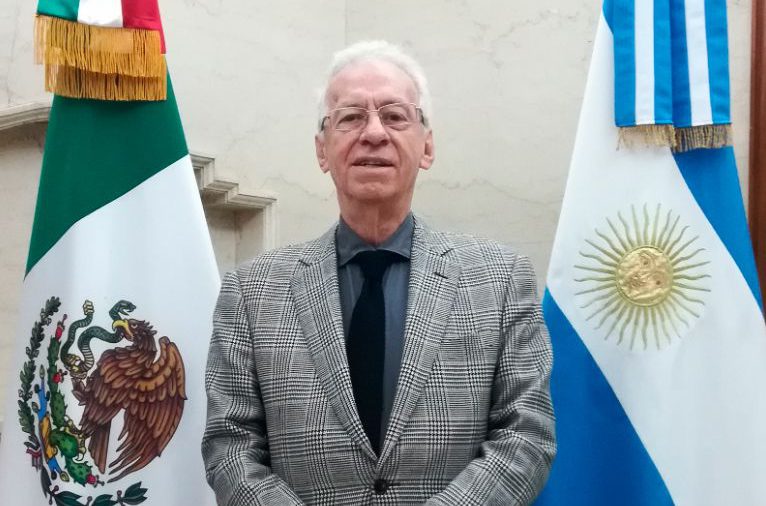 Ricardo Valero, embajador mexicano acusado de robo en Argentina, renunció “por motivos de salud”