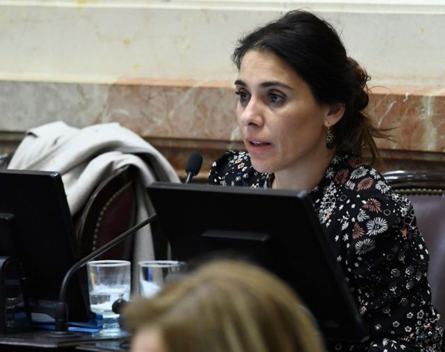 Tras un conflicto con el radicalismo, Lucila Crexell abandonó el bloque de Cambiemos en el Senado