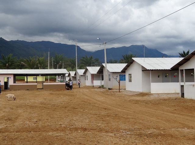 Reclutamiento de niños y adolescentes continúa en Colombia pese acuerdo de paz con FARC: reporte
