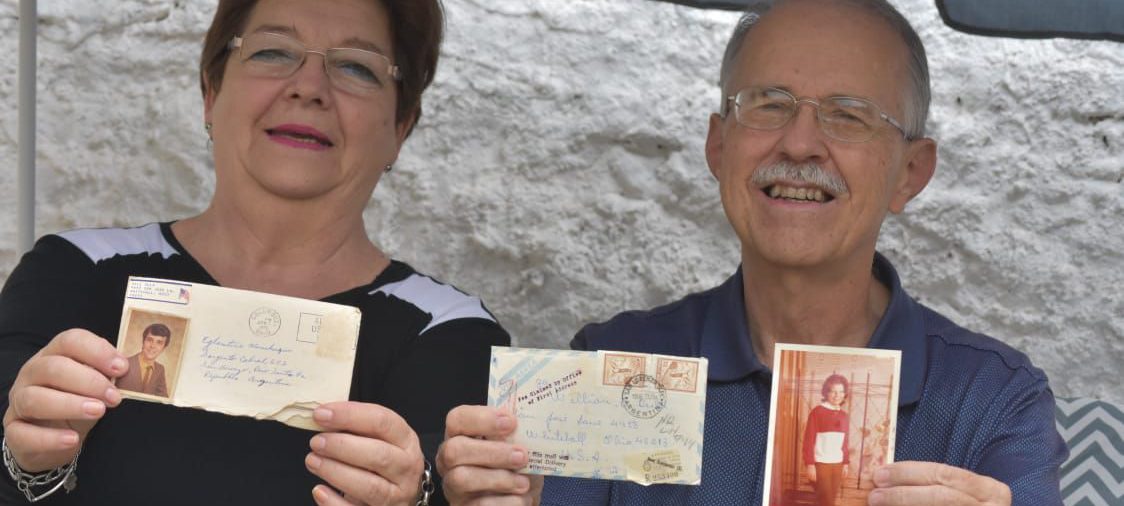 Se escriben cartas desde hace 47 años y ahora él viajó desde Estados Unidos para conocerla