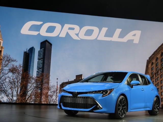 Toyota llamará a revisión 3,4 millones de autos en todo el mundo por problemas "airbags"