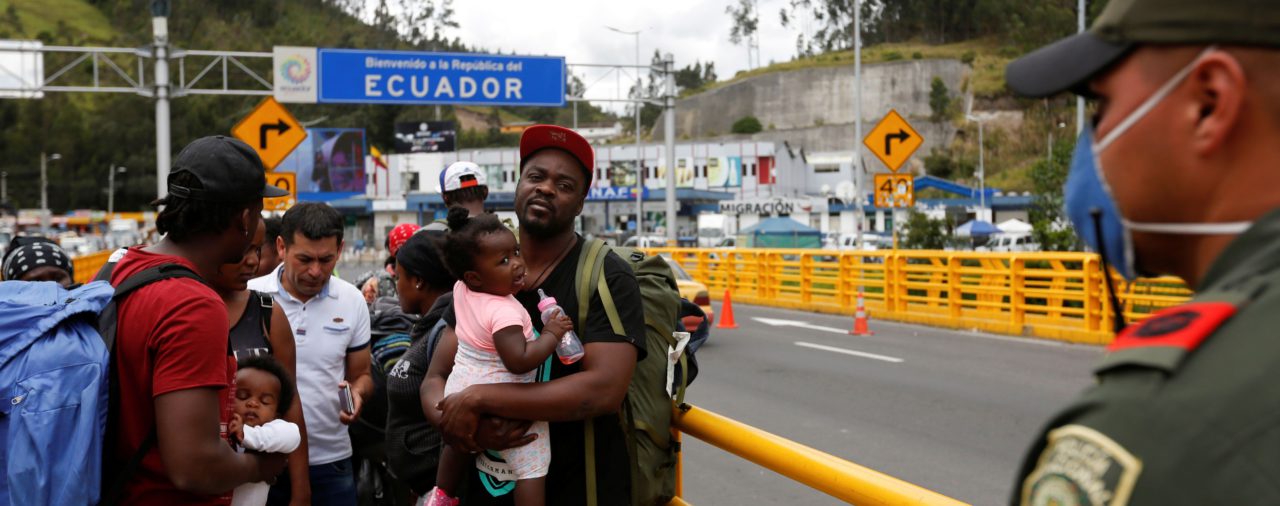Ecuador restringirá la circulación interna de personas por el coronavirus