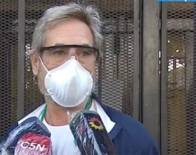 “No sabemos nada de los abuelos hace 40 días”: un geriátrico de Avellaneda quiere cerrar y echar a sus residentes