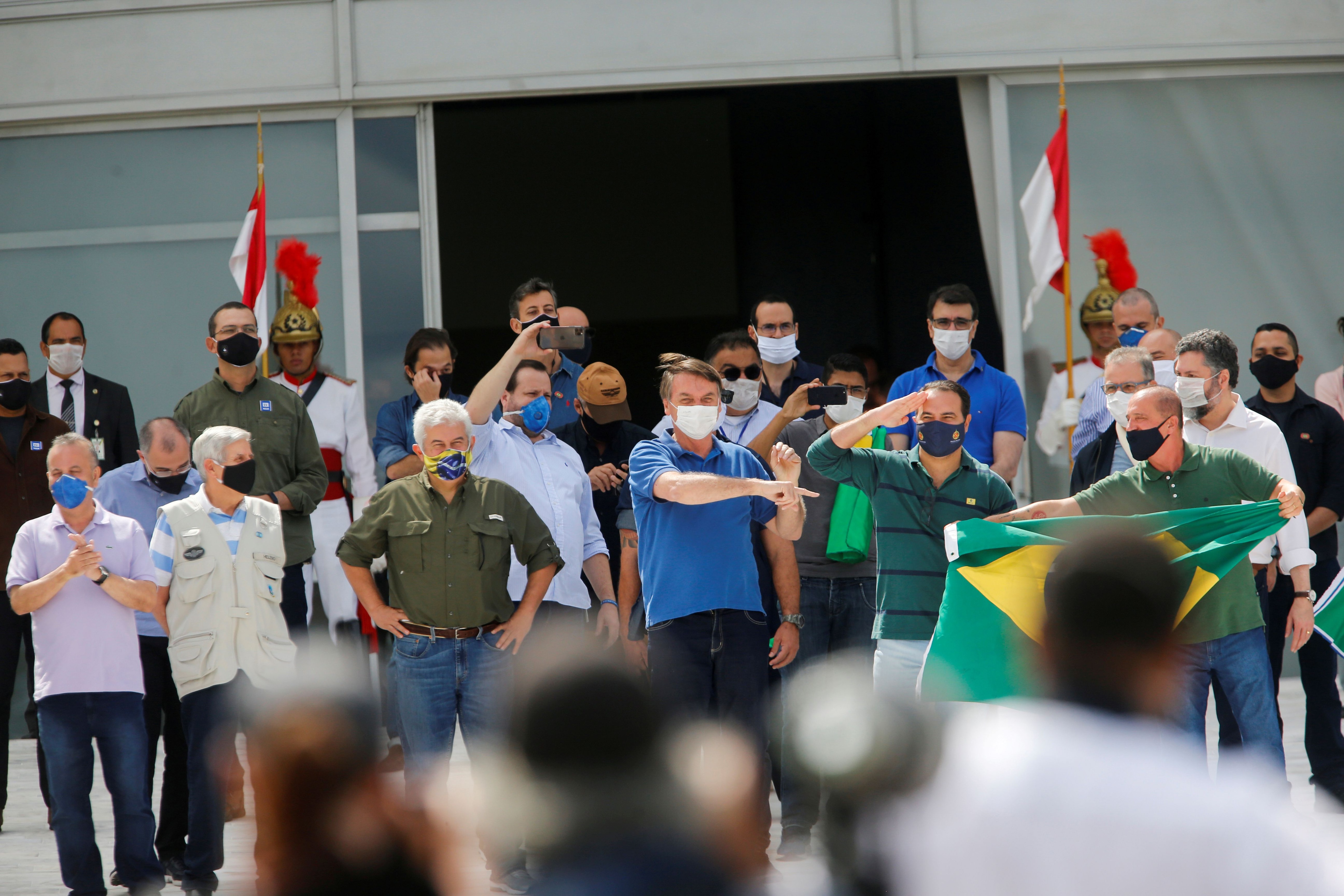Bolsonaro en una masiva manifestación en Brasilia