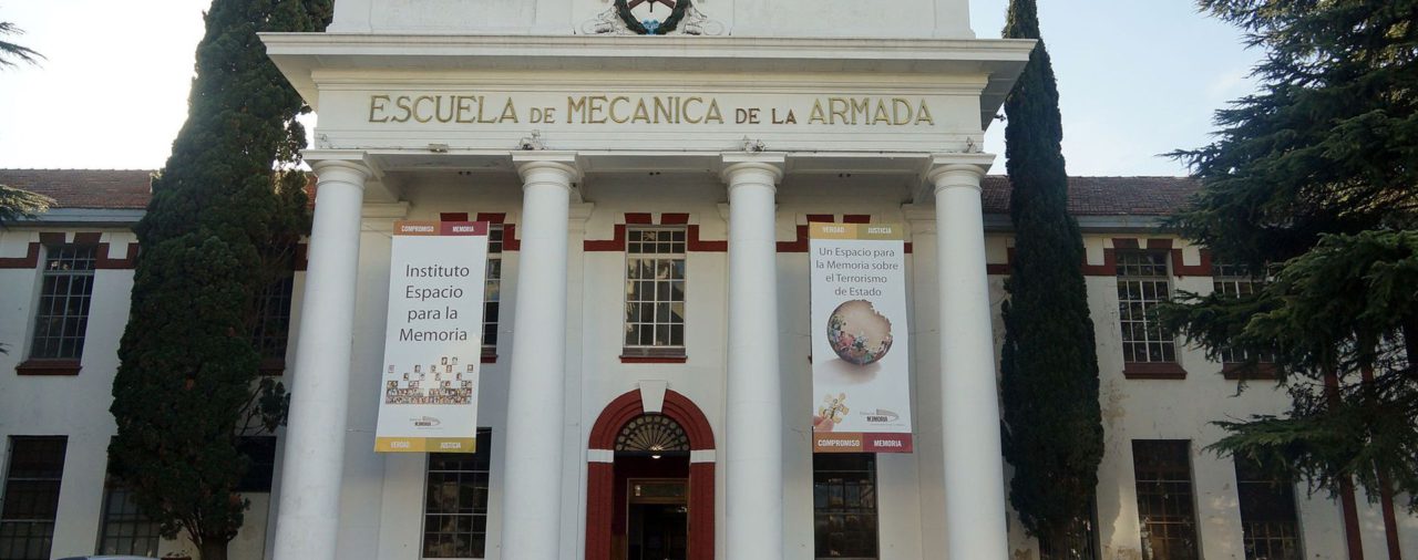 El canciller Solá pide a la Unesco que declare Patrimonio Histórico al edificio de la ex Esma