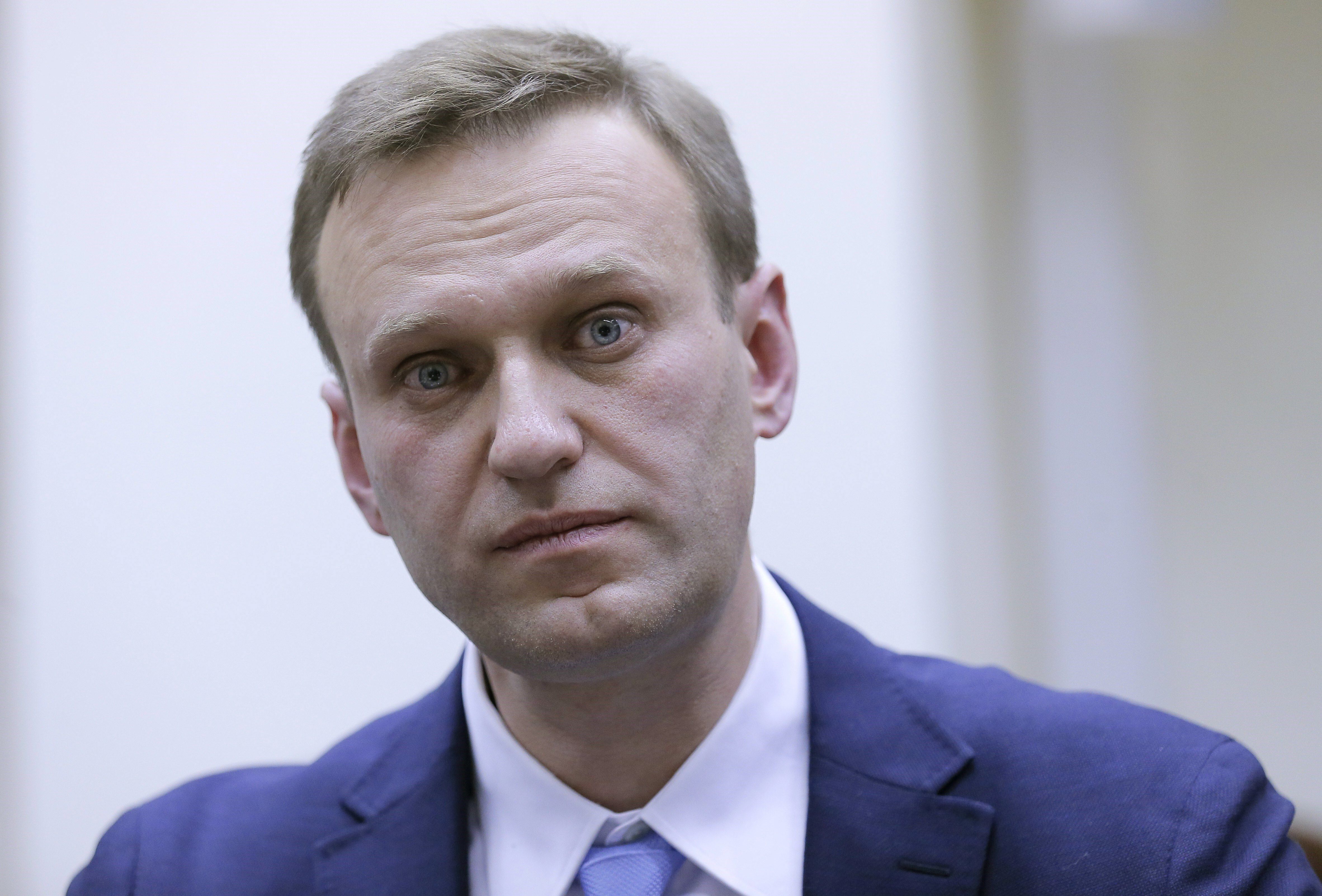El líder opositor ruso Alexéi Navalni ha sido envenenado, según su portavoz