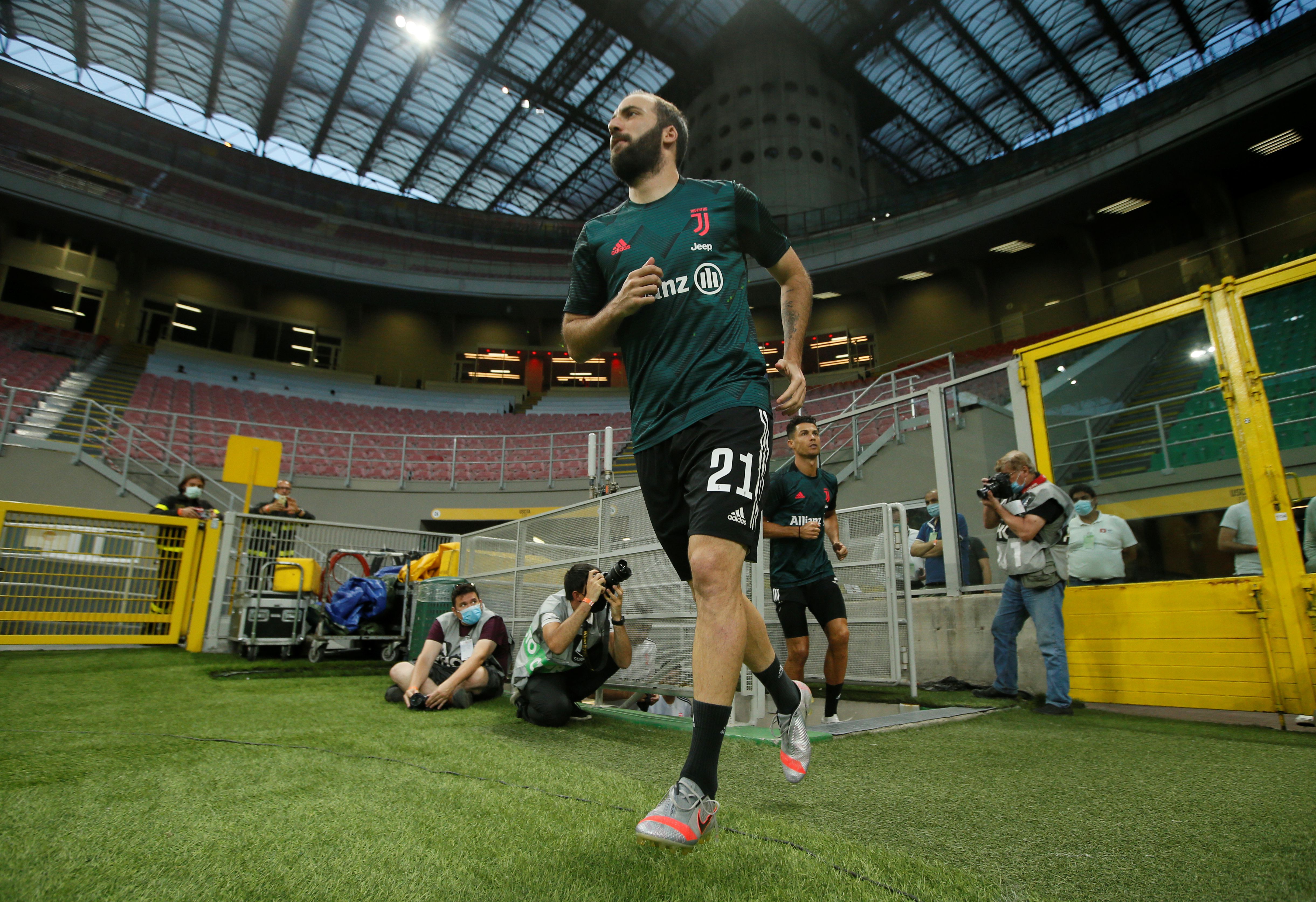 El Pipita, de 32 años, brilló en River, Real Madrid, Napoli, Juventus y Chelsea (REUTERS/Alessandro Garofalo)