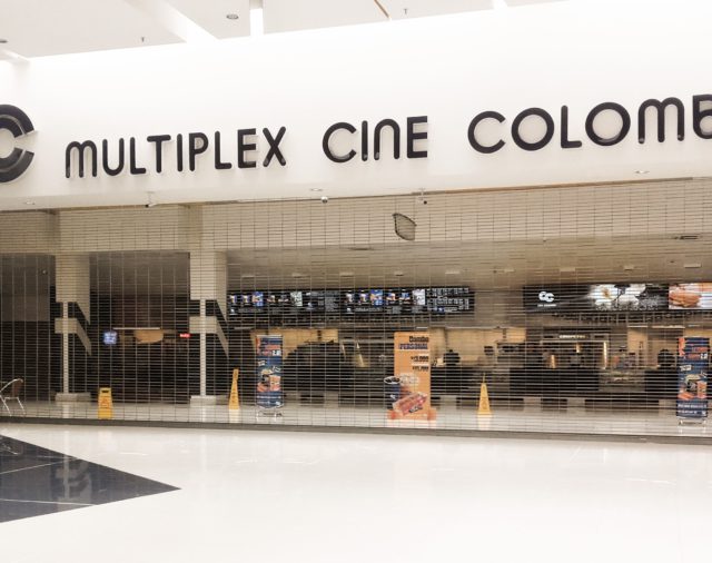 La millonaria demanda de Cine Colombia al arrendador de su espacio en el Centro Comercial Edén