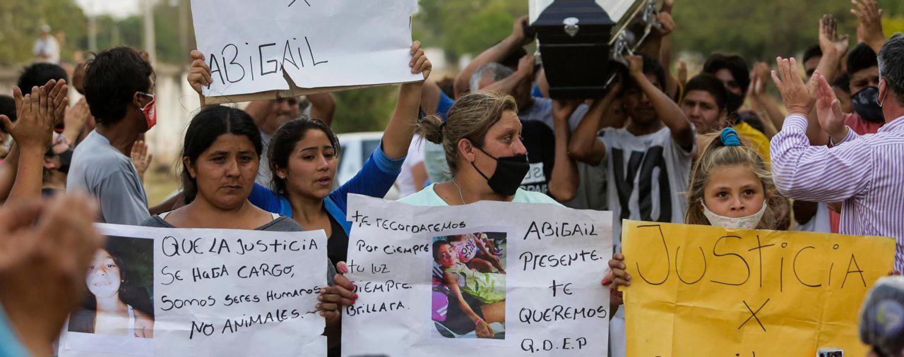 Los vecinos de la nena asesinada en Tucumán buscan al sospechoso por la zona: “Si lo encontramos primero, lo liquidamos"