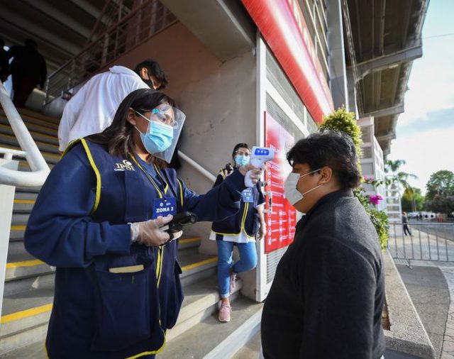 México roza 850,000 contagios de coronavirus, fallecimientos superan 86,000