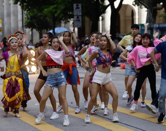 Coronavirus.- Hong Kong suma otros 80 casos de coronavirus y centra el nuevo brote en las academias de baile