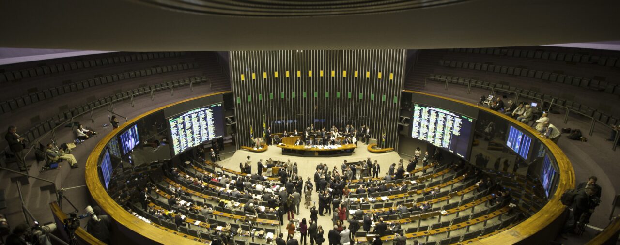 El Senado de Brasil aprobó un proyecto de ley para ampliar las penas por delitos de odio racial