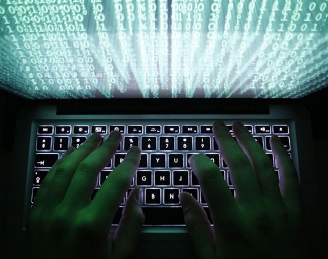 Alerta por el “fraude laboral” online: roban datos personales para abrir cuentas y contratar servicios