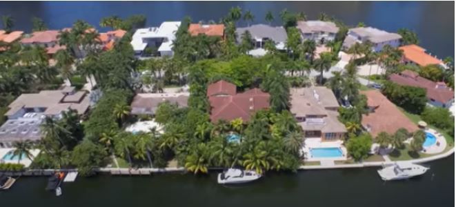 Vista panorámica de la residencia de Genaro García Luna en Florida, EEUU (Foto: cortesía Anabel Hernández/ Aristegui Noticias)