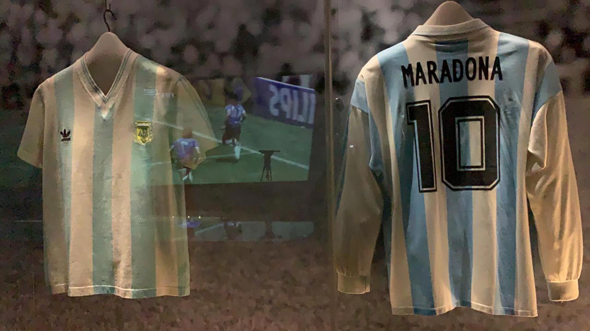 Muestra Maradona en Chile