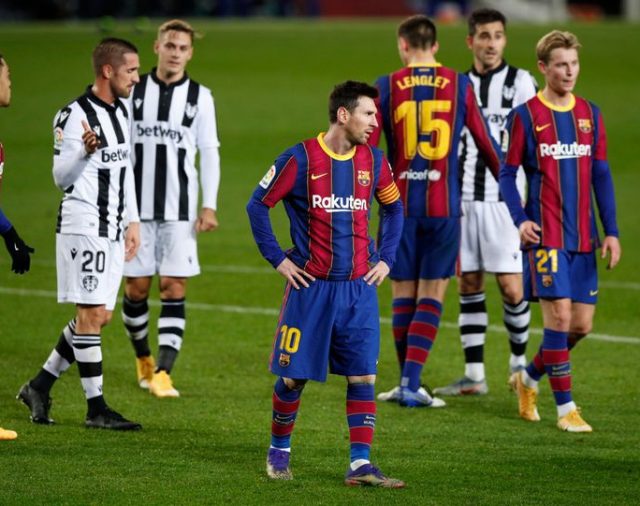 Messi aplaca la ansiedad del Barca con una victoria ante el Levante