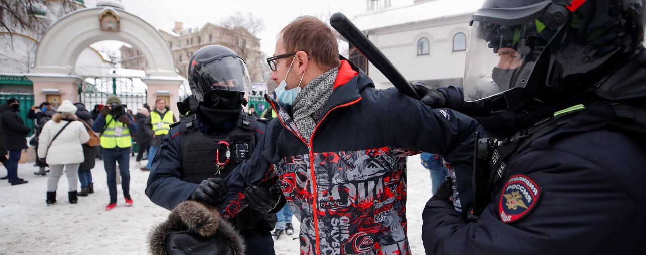 Represión en Rusia: la policía detuvo a más de 4.000 manifestantes en las protestas que reclaman la liberación de Alexei Navalny