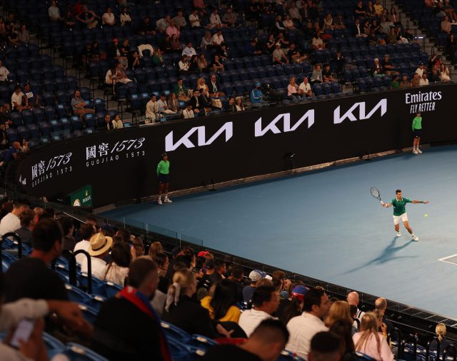 Australia endureció su cuarentena: evacuaron el estadio en medio del partido de Djokovic para cumplir las restricciones