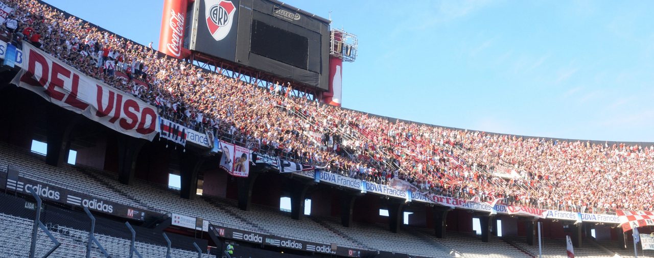 El gobierno porteño evalúa permitir el regreso del público en los estadios de primera división a partir de marzo