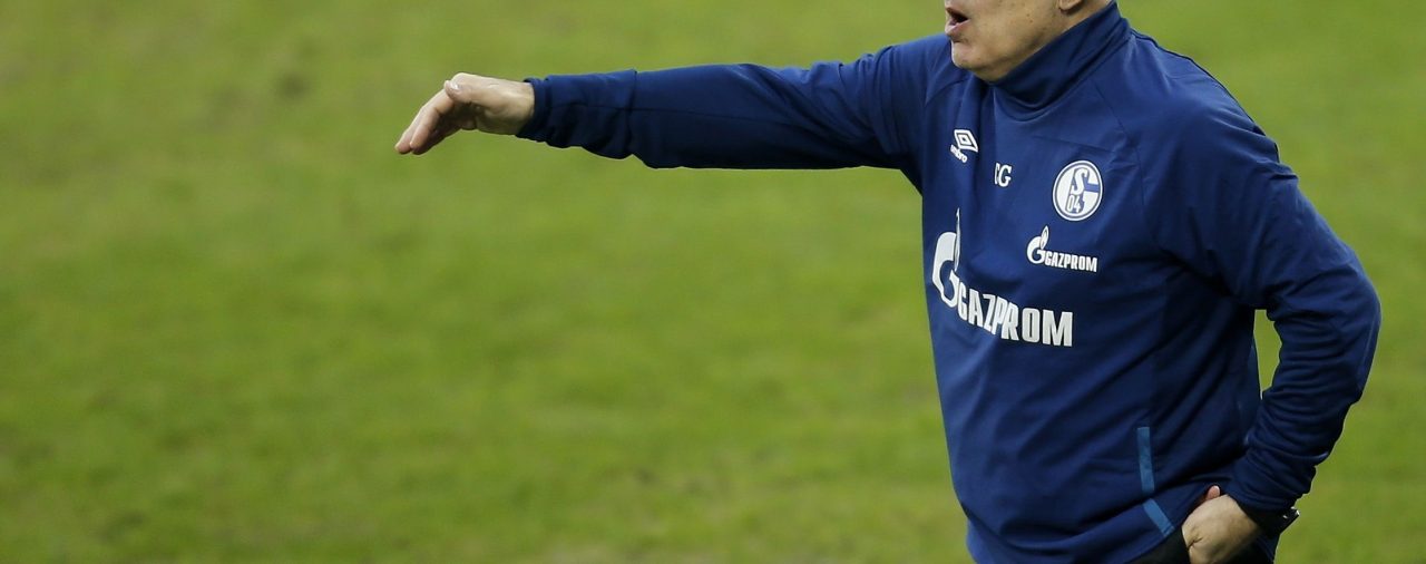 El Schalke destituye al entrenador Christian Gross y al director deportivo