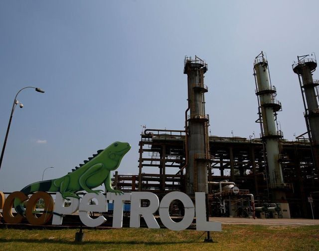 Utilidad neta de petrolera colombiana Ecopetrol se desploma 87,3% en 2020
