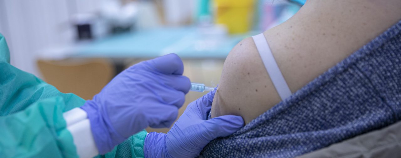 Israel planea producir su vacuna contra el COVID-19 en Argentina