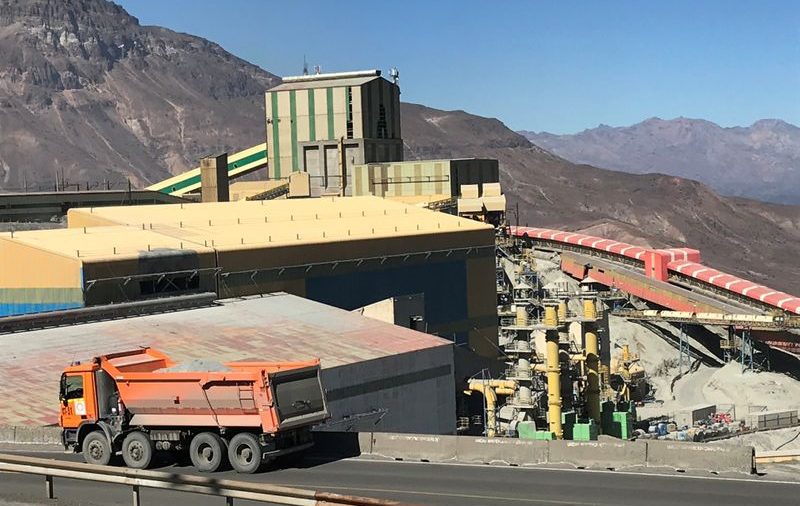 Mineras en Chile rechazan eventual alza en regalías; llaman a respetar marco jurídico