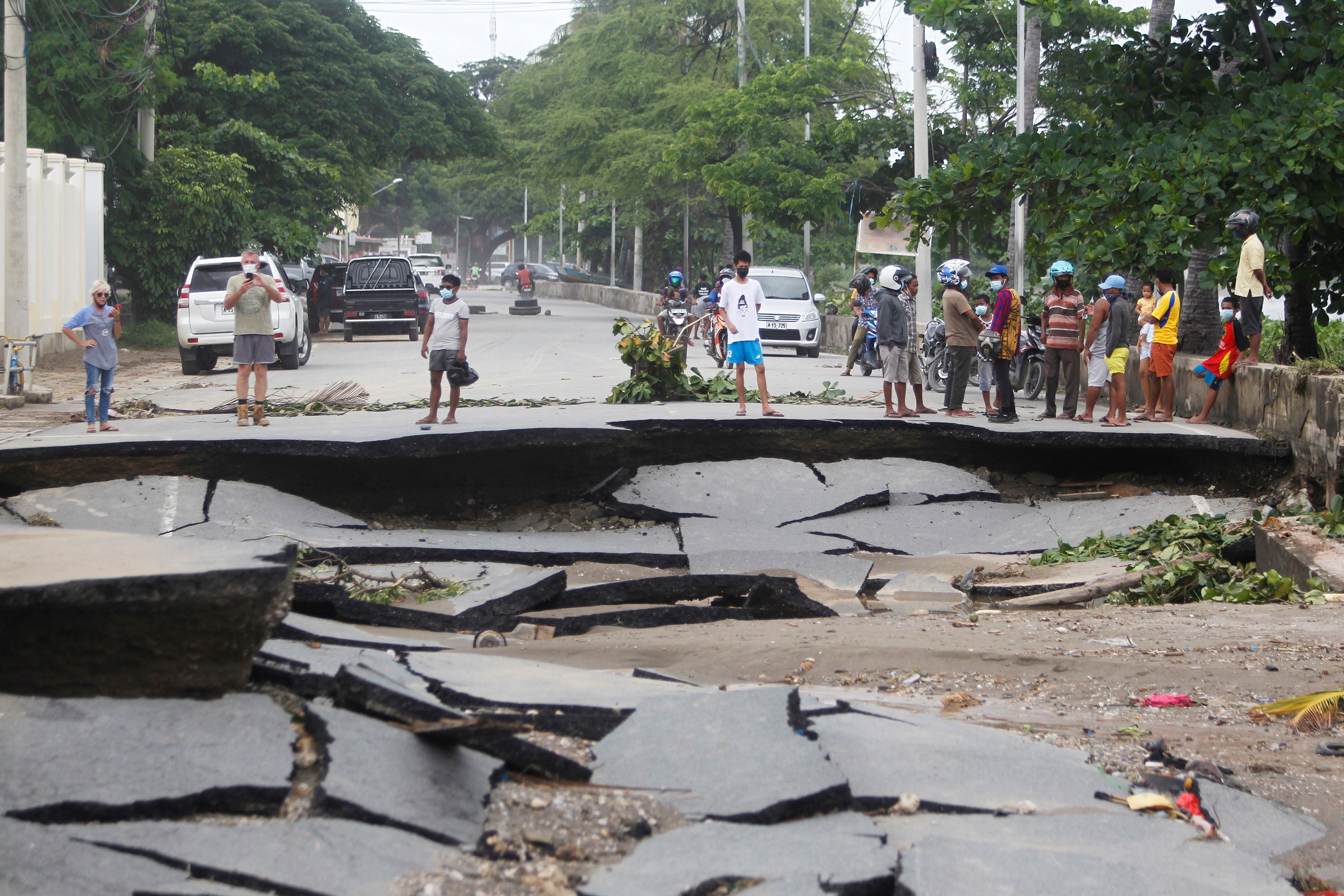 Calles destrozadas en Timor Oriental. REUTERS/Lirio da Fonseca