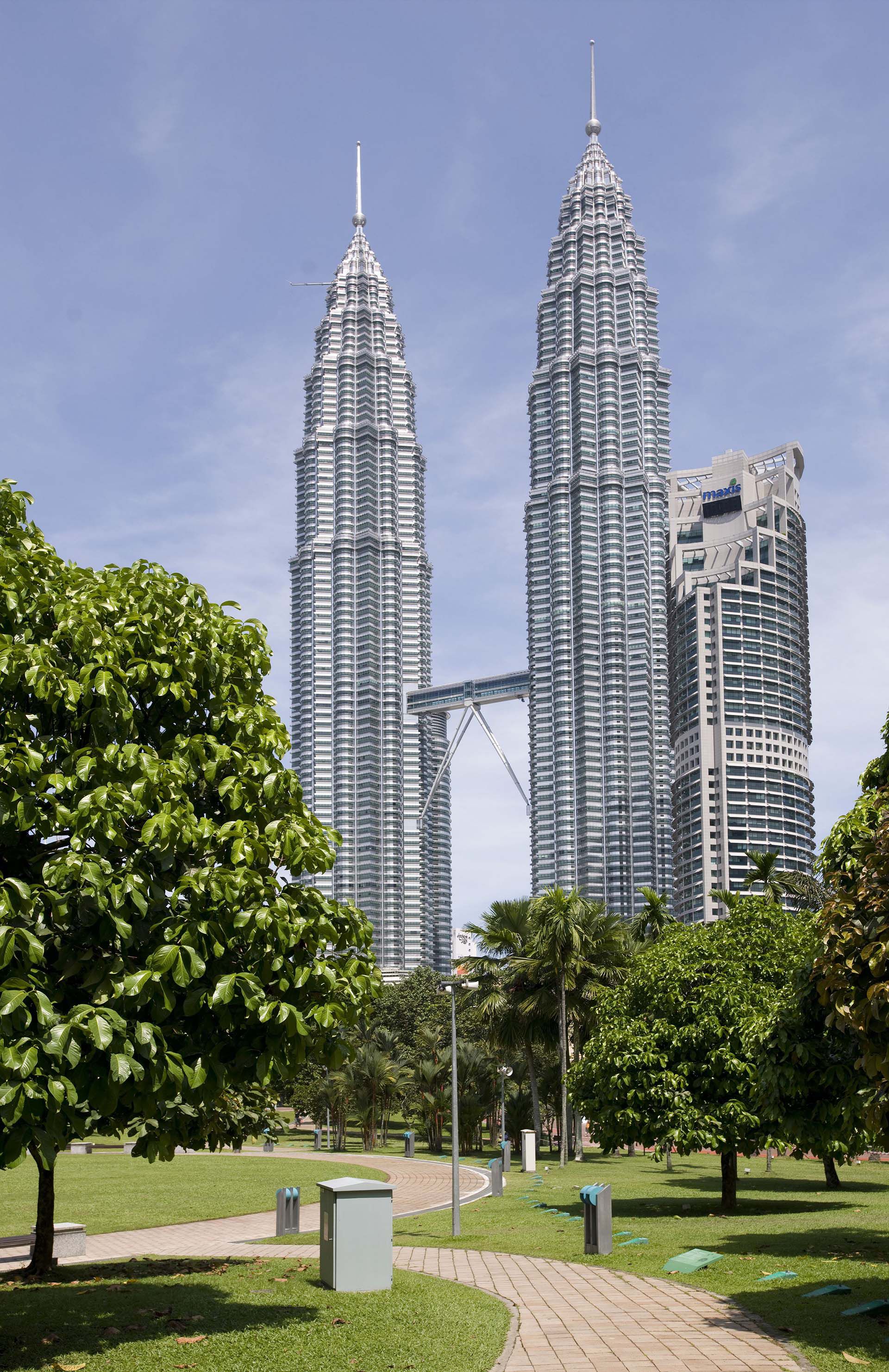La Torres Petronas de Kuala Lumpur, una de las mayores obras de Pelli, inauguradas en 1999, fueron durante un tiempo los edificios más altos del mundo (Shutterstock)