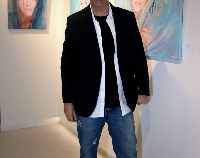 Gabriel Machado presentó “Fotura”, su primera muestra como artista plástico
