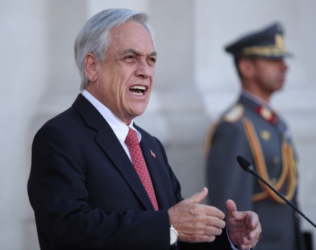 La aprobación del presidente de Chile cae al 9 % por el retiro de pensiones