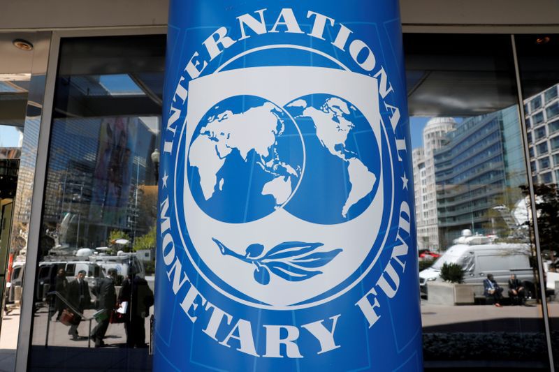 Foto de archivo del logo del FMI en Washington
Abr 20, 2018. REUTERS/Yuri Gripas