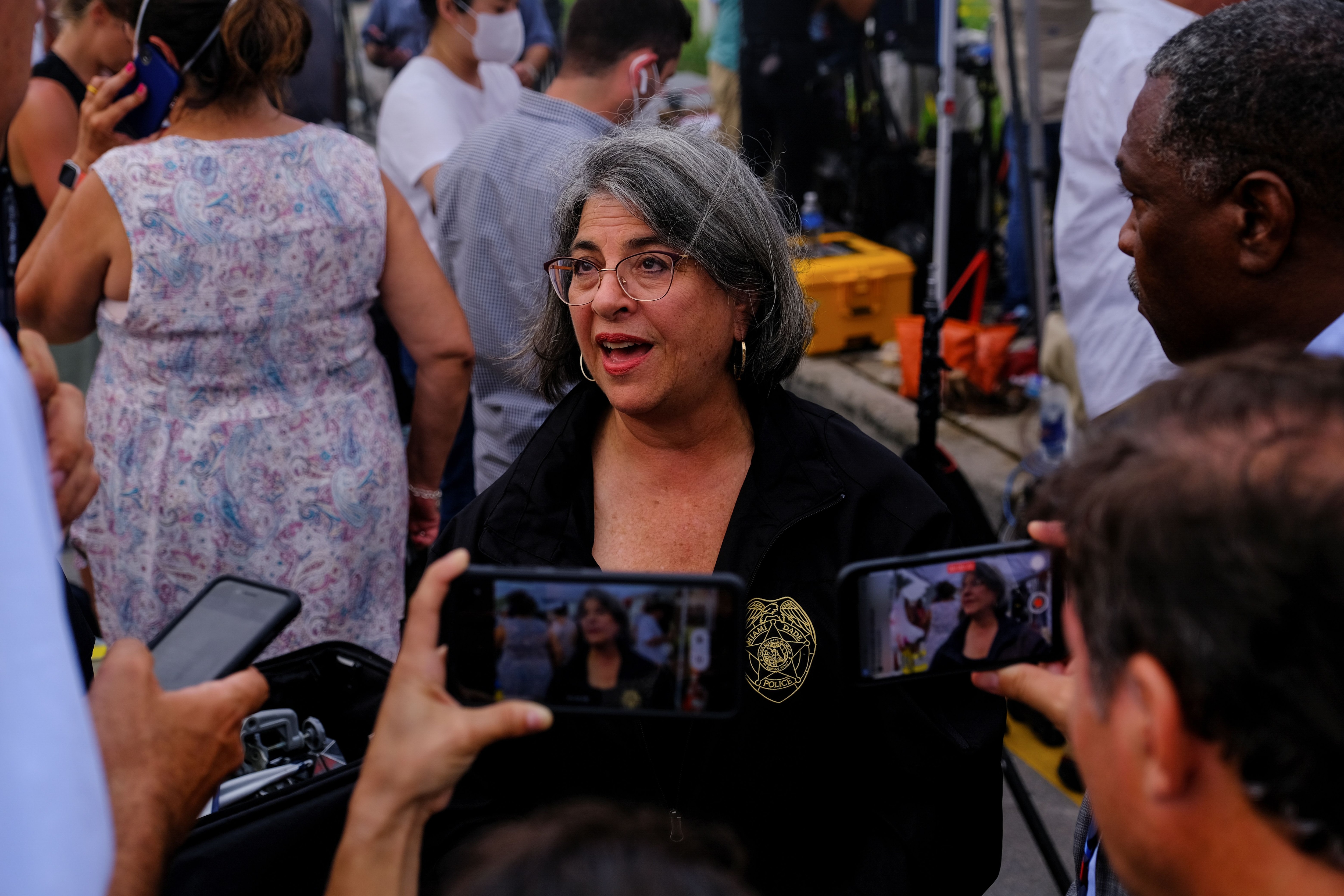La alcaldesa de Miami Dade, Daniella Levine Cava, anunció que impulsará una investigación sobre el hecho (FOTO: REUTERS)