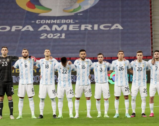 Scaloni pateó el tablero y hará cinco cambios: estos son los once titulares de Argentina que irán por la gloria en el Maracaná ante Brasil