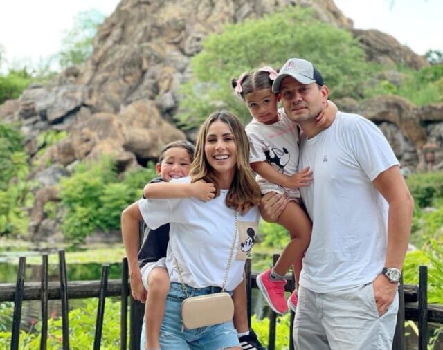 Video: Carolina Soto presumió sus vacaciones familiares de ensueño en Disneylandia
