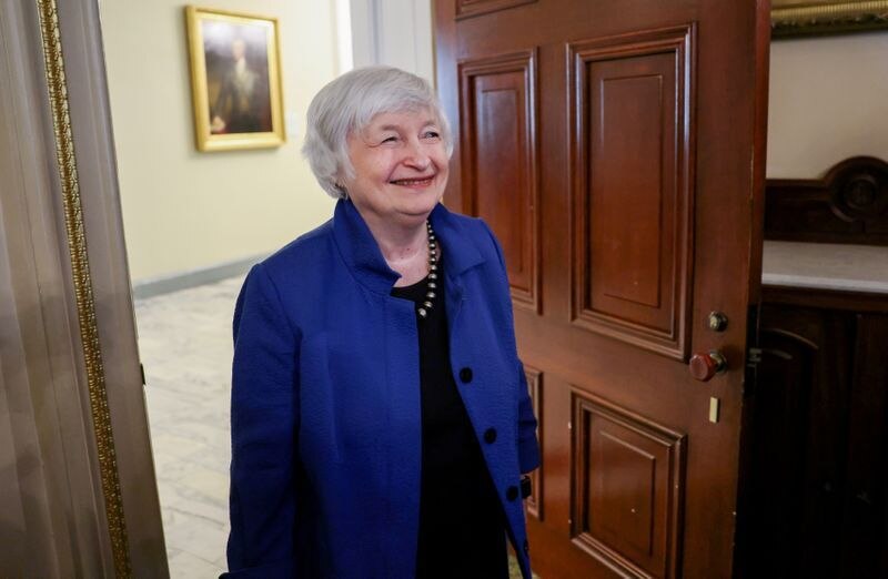 FOTO DE ARCHIVO: La secretaria del Tesoro de Estados Unidos, Janet Yellen, celebra una reunión con la directora gerente del Fondo Monetario Internacional, Kristalina Georgieva, en el Departamento del Tesoro en Washington, Estados Unidos. 1 de julio de 2021. REUTERS/Evelyn Hockstein