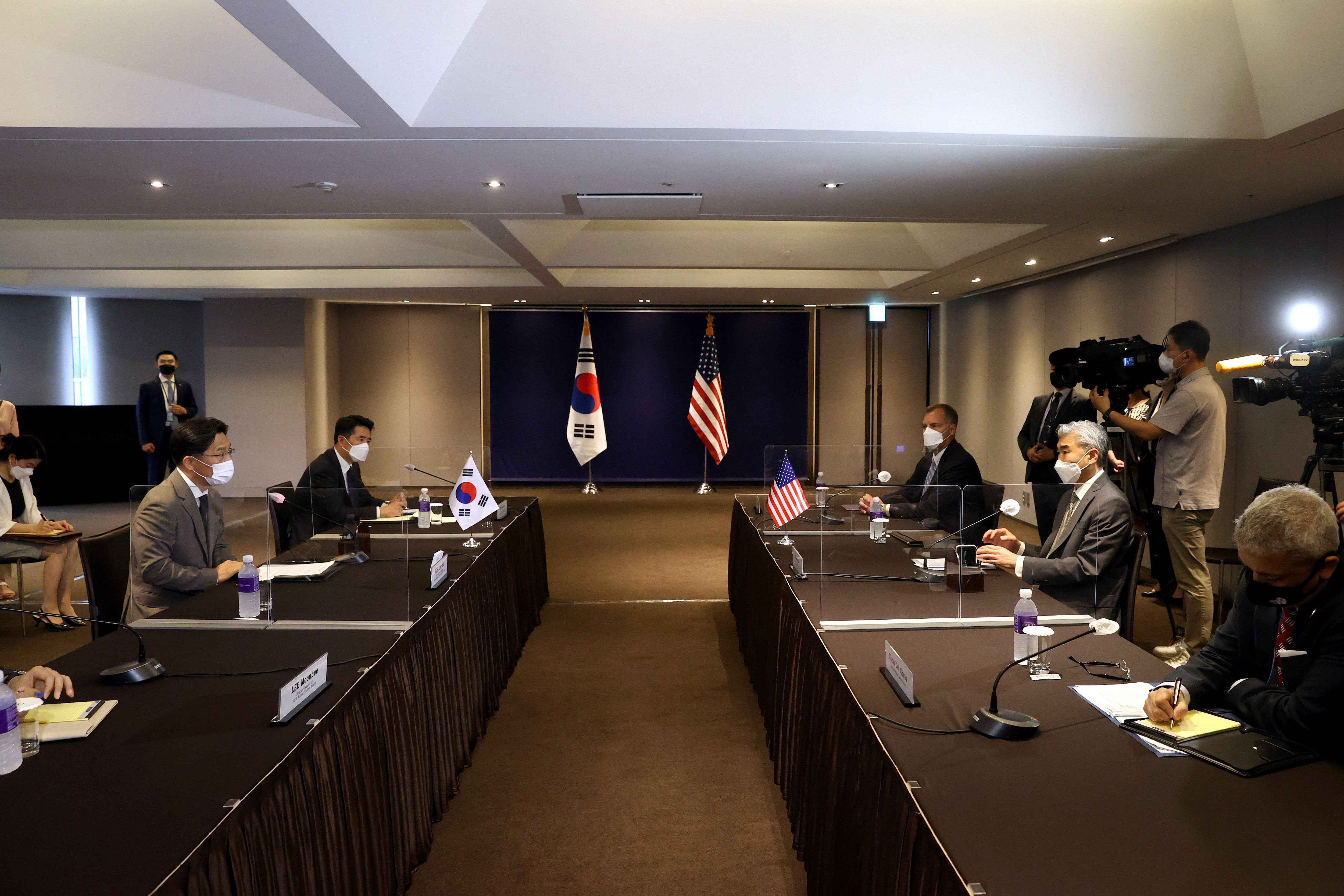 Reunión en Seúl de las delegaciones de EEUU y Corea del Sur 