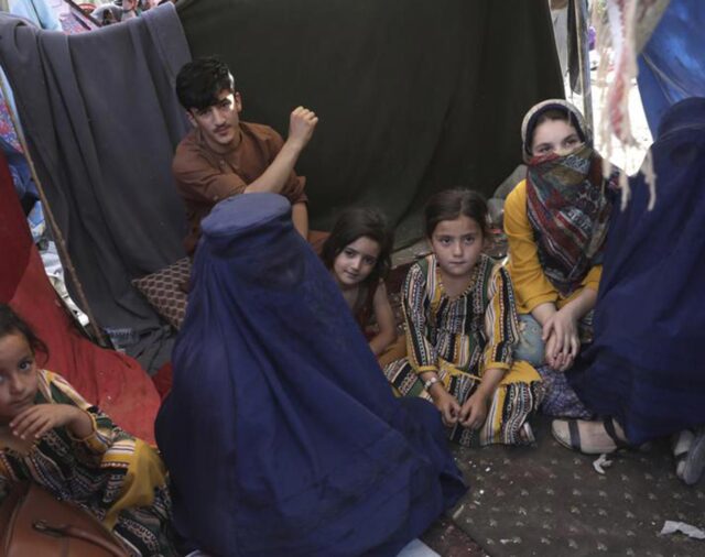 Ser mujer bajo el poder talibán: un testimonio estremecedor