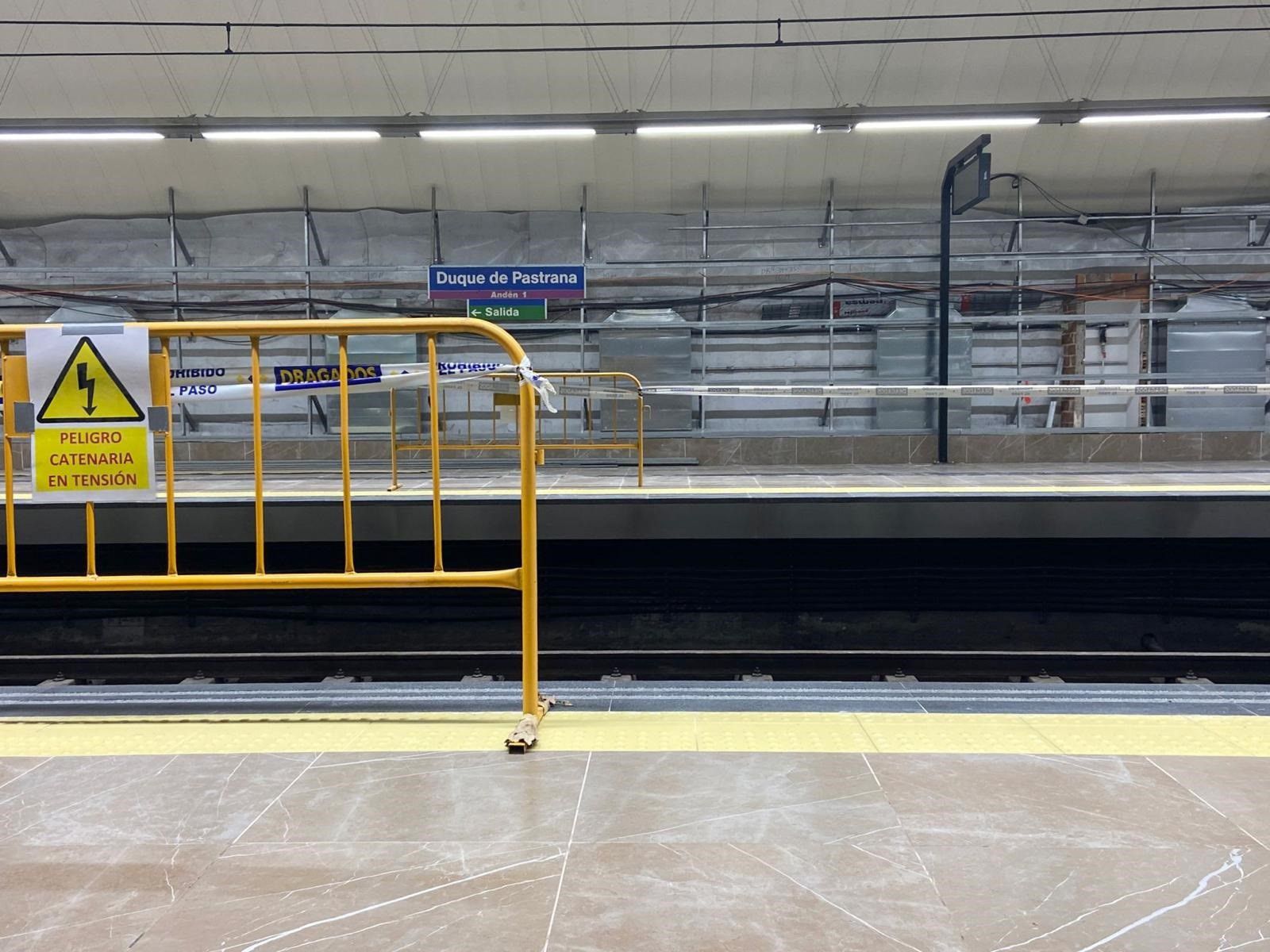 31-08-2021 Obras de mejora en la estación de Metro de Duque de Pastrana. Las obras continuarán hasta final de año pero serán compatibles con la prestación del servicio POLITICA 