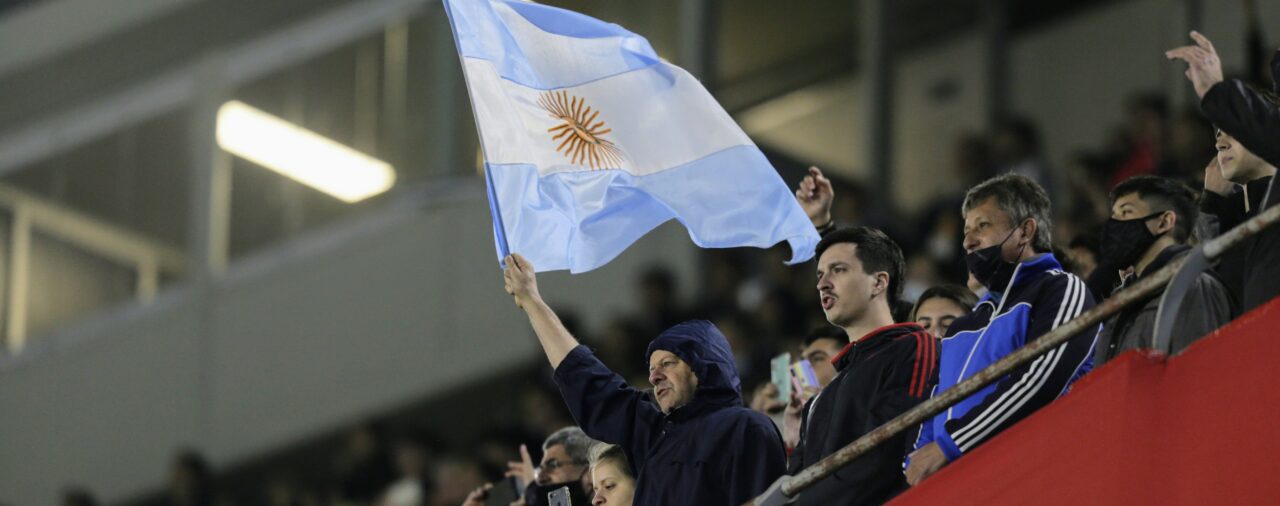 Argentina-Perú, desde adentro: el grito de L-Gante a Messi, cómo se vivió el penal errado en las tribunas y el nuevo ídolo de la Selección