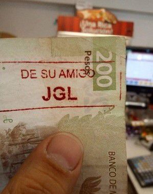 Sinaloa, billetes con iniciales de 'El Chapo'