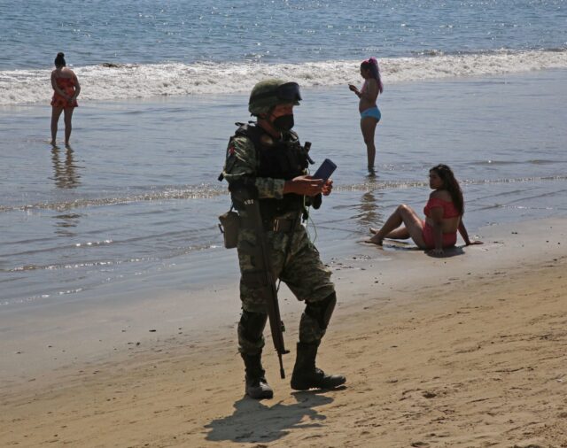 Balacera en Acapulco: asesinaron a por lo menos uno en Puerto Marqués